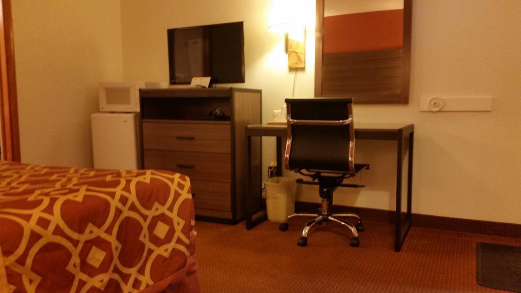American Inn Of ลิเบอรัล ภายนอก รูปภาพ